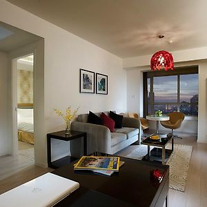 Executive One-Bedroom Apartment
